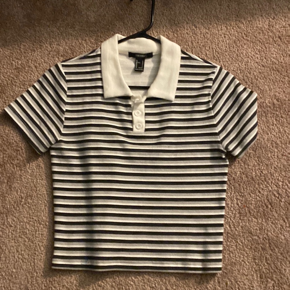 a forever 21 cute shirt that I don’t want anymore